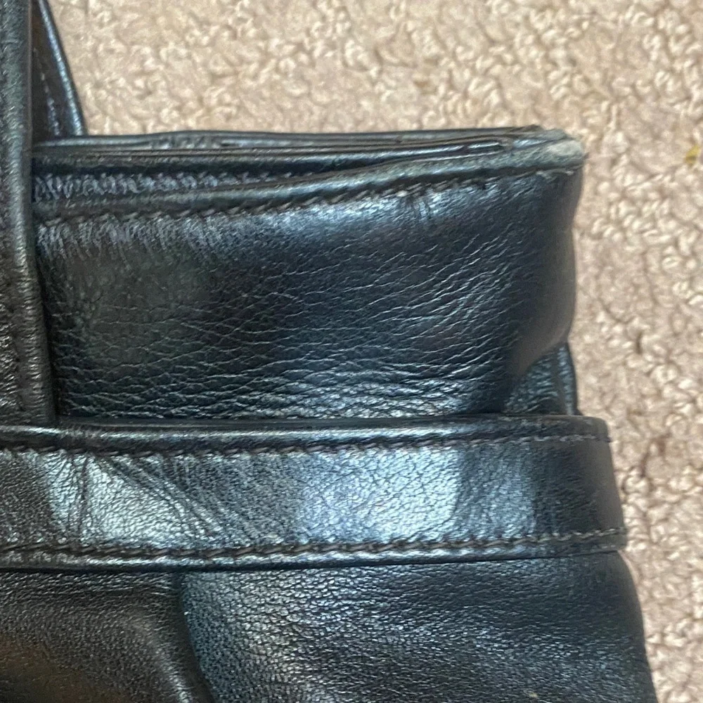 Vintage Black Leather Shoulder Bag Practical Chic Utility Trendy